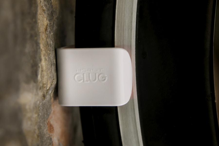 How to fit Hornit CLUG